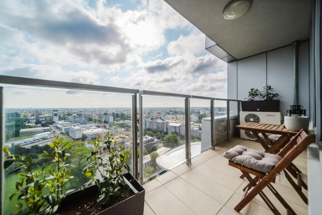 Comfy condo & FREE parking