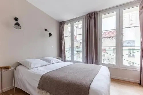 Families And Friends - Center - 110 Sqm