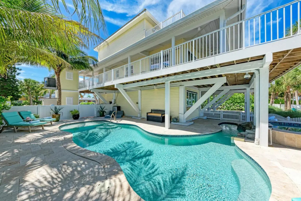 Dolphin Tales - 836 S Bay