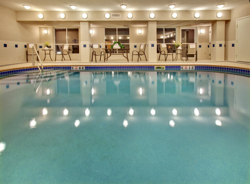 Holiday Inn Express Hotel & Suites Vermillion by IHG
