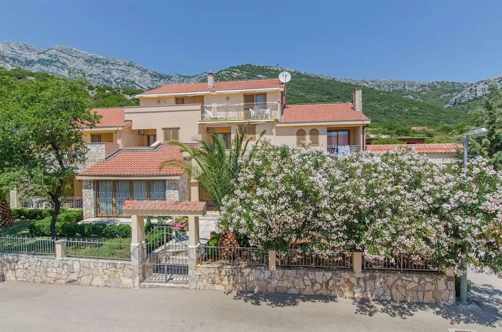Apartments Meridiana 1
