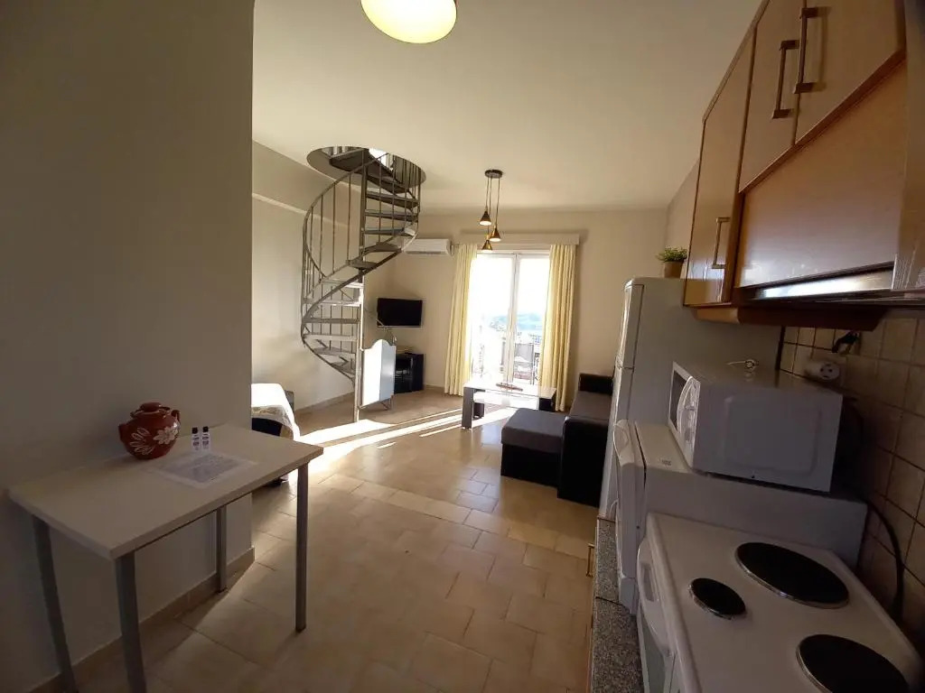 Stefanos Studios