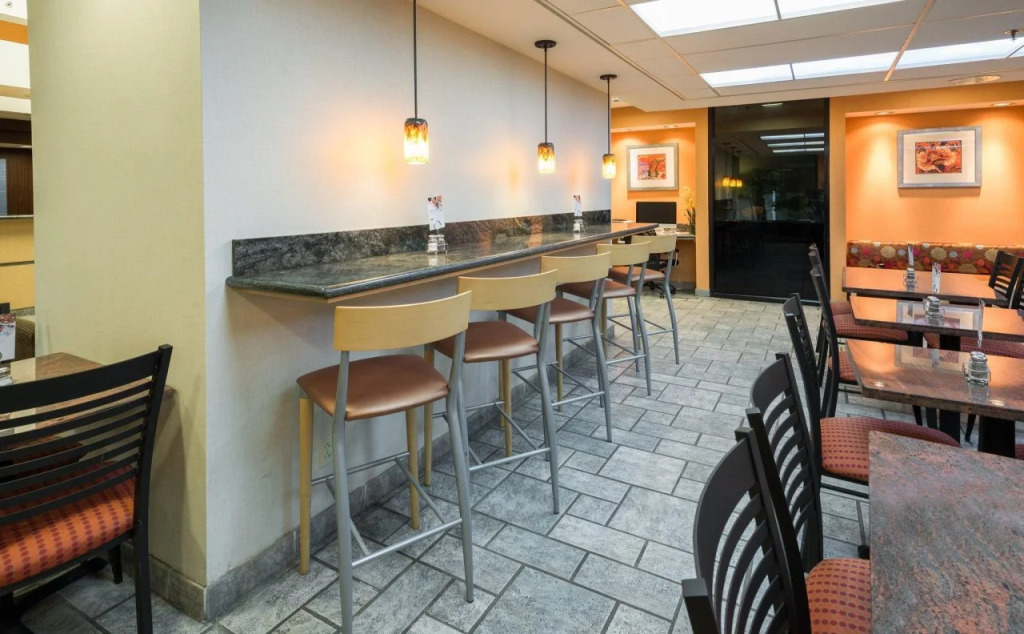 Holiday Inn Express & Suites Santa Clara - Silicon Valley by IHG