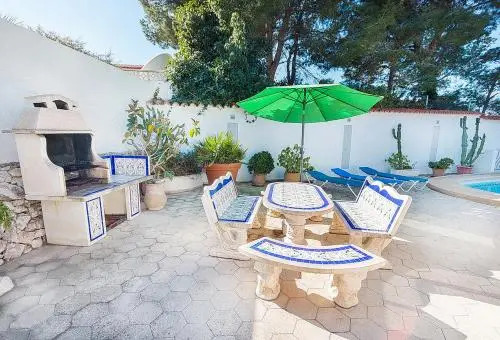 Villa Yvonne