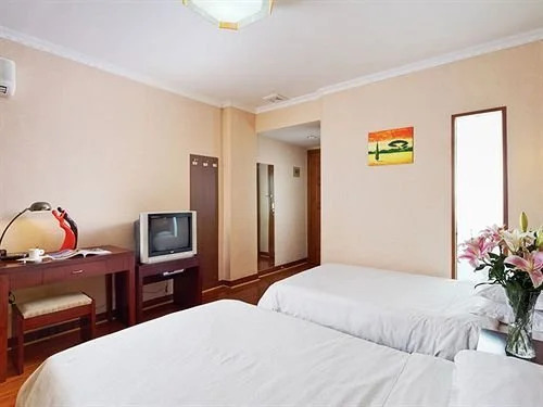 Starway Hotel