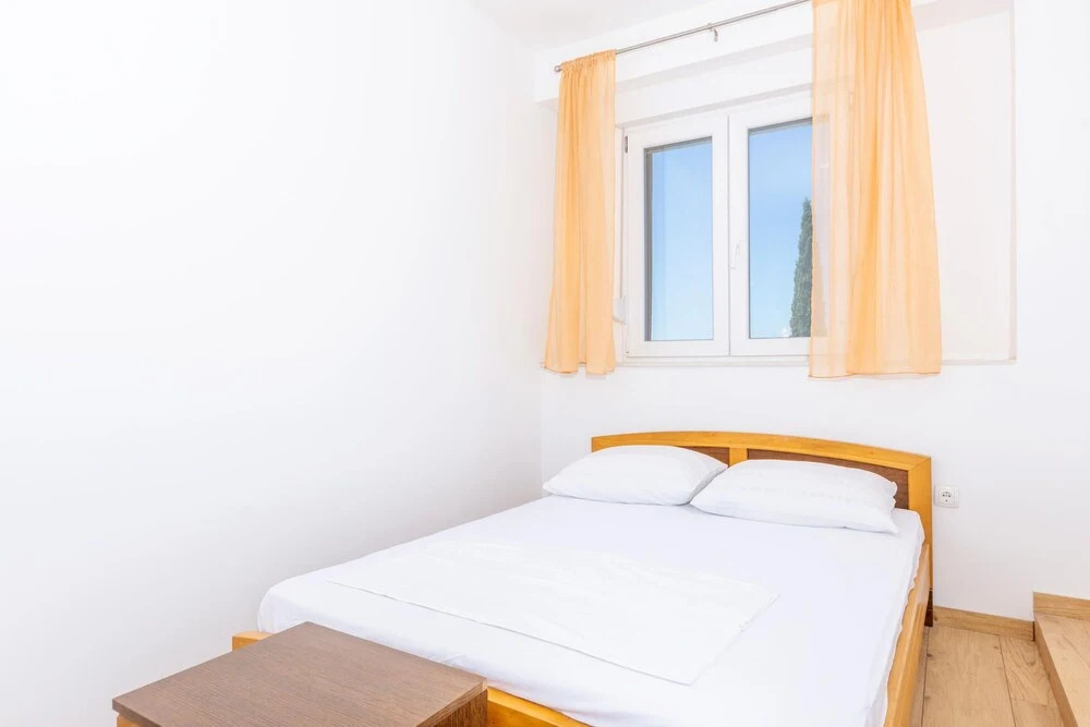 Amazing Apartment in Omis With 3 Bedrooms and Wifi