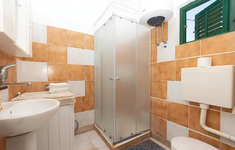Beautiful Home in Blato With Wifi and 3 Bedrooms