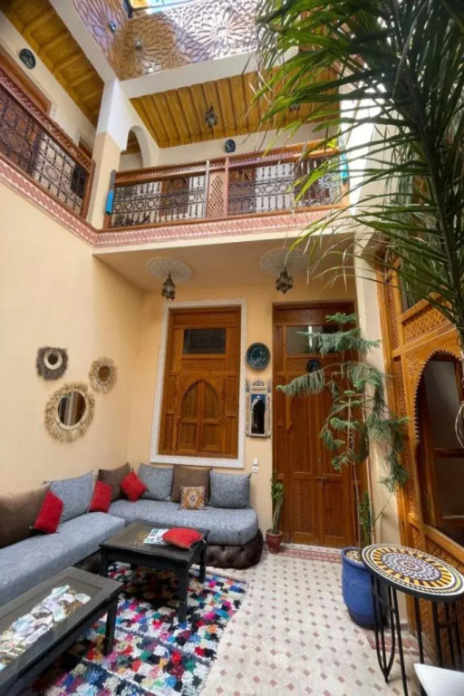Riad Jenan Adam