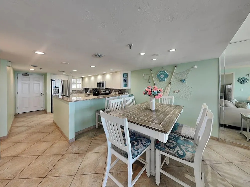 Oceanside Retreat 804-805
