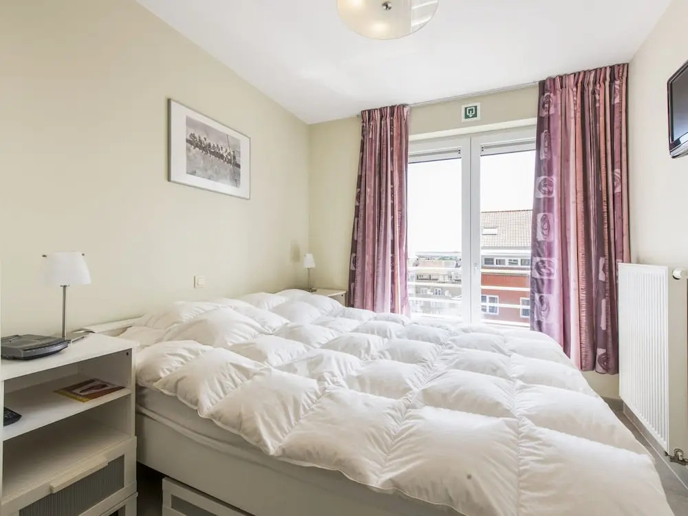 Beautiful Apartment on the sea Wall