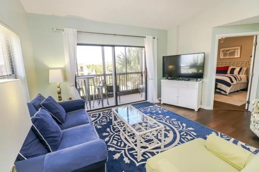 Ocean Village Club F36