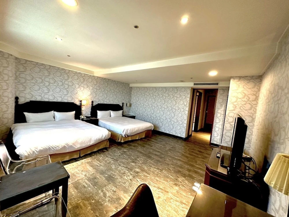 SeekerHotel-Sanchong