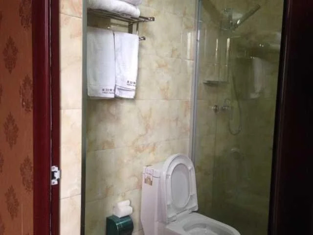 Chenyu Shangwu Hotel
