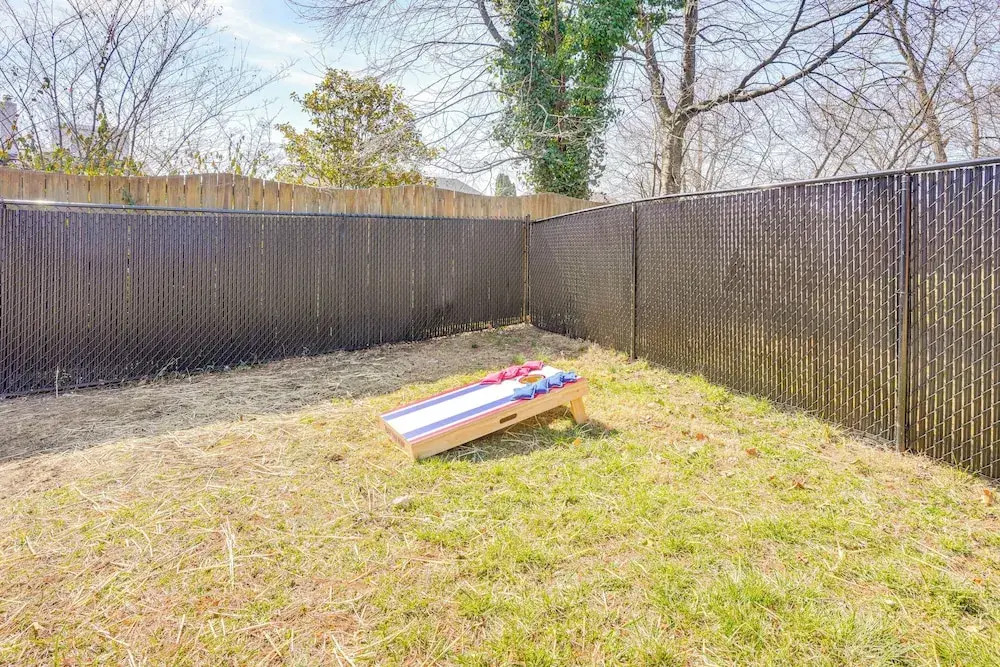 2 Mi to Jmu: Harrisonburg Home w/ Gas Grill