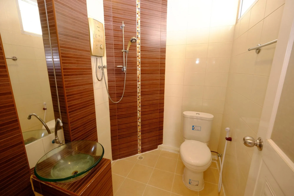 The Room Hotel