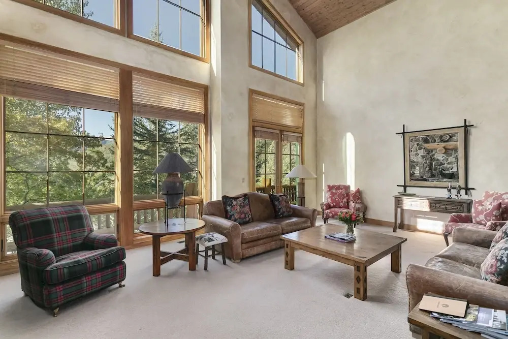 Thistle Drive Home at Deer Valley Resort - 4 Bedroom Home #3020 4 Condo