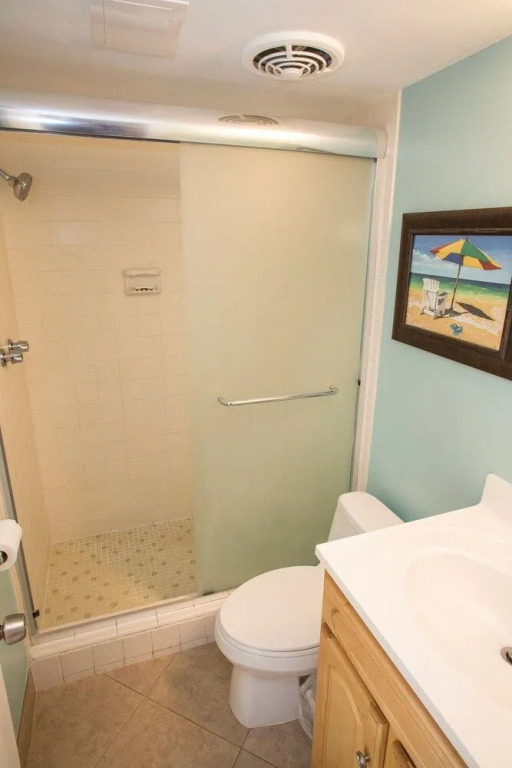 Win-San A-208 - 2 Br Condo