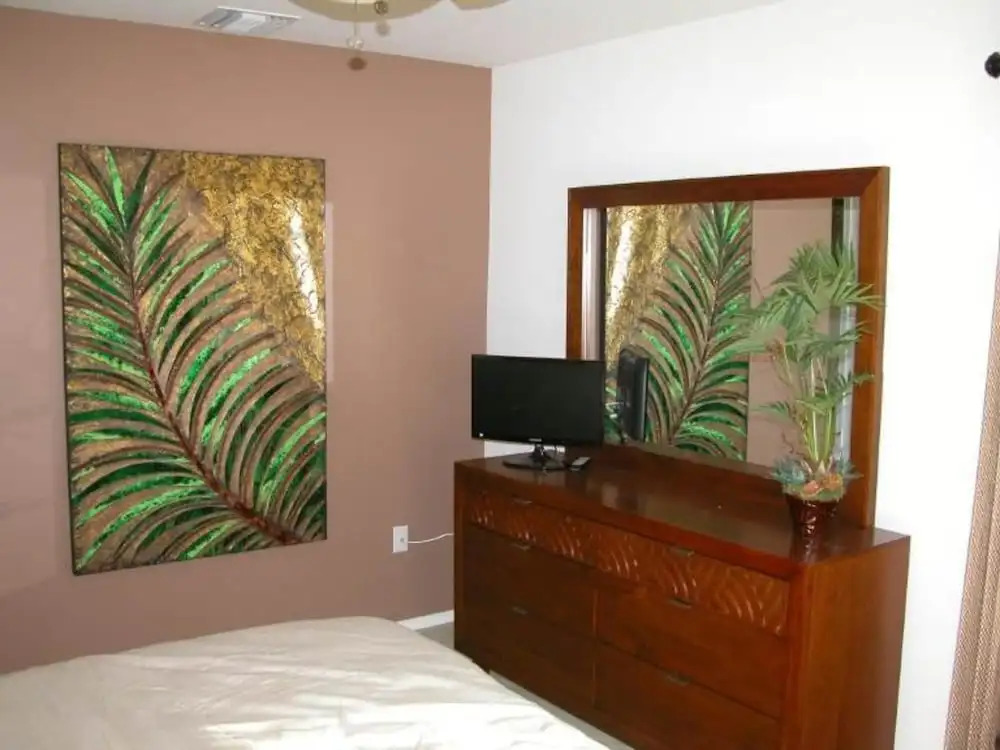 Colony Villa Paradise Among the Palm Trees