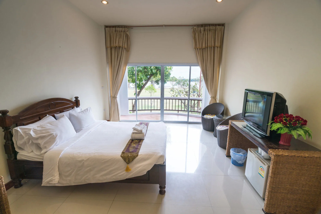 Vieng Khong Hotel