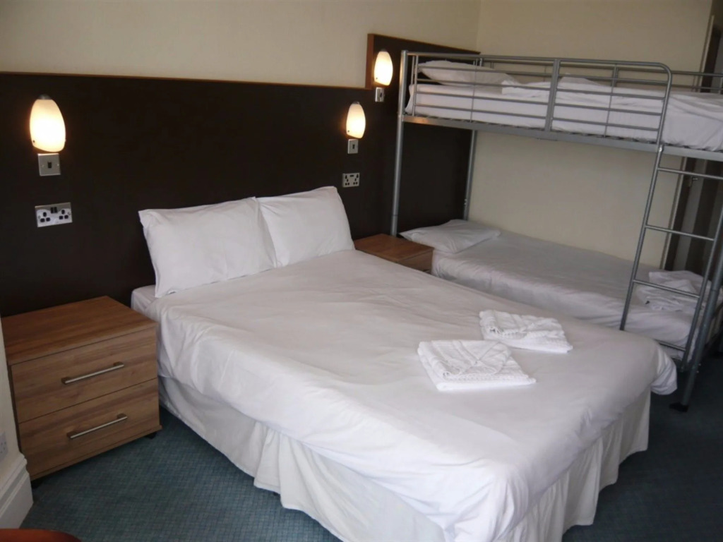 Dutchman Hotel