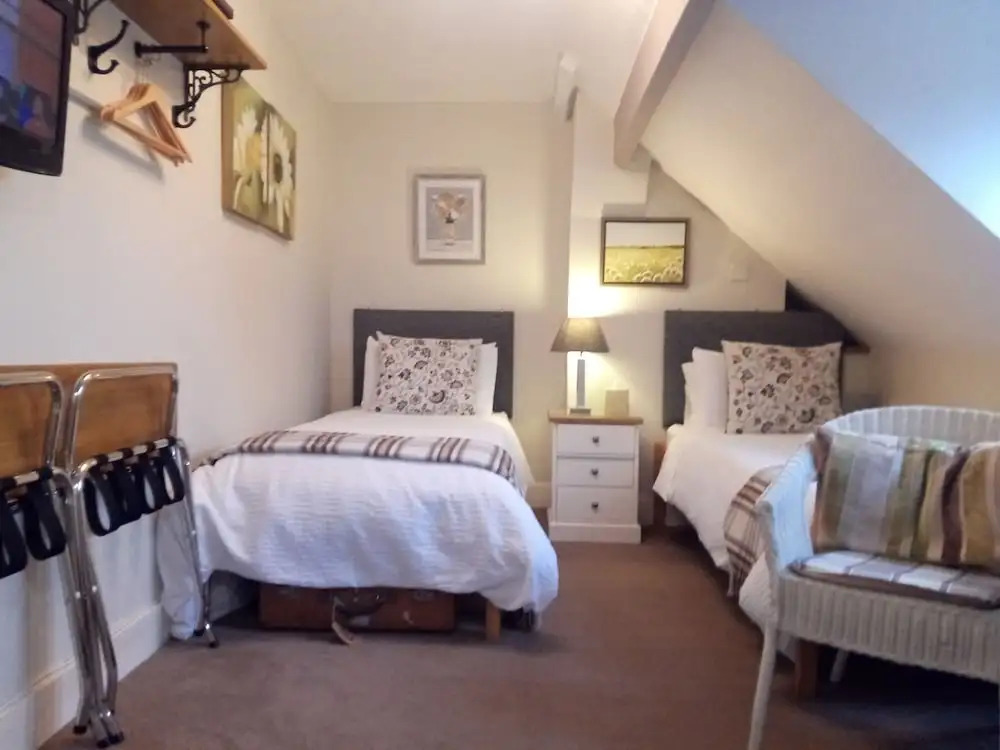Emsley Guest House