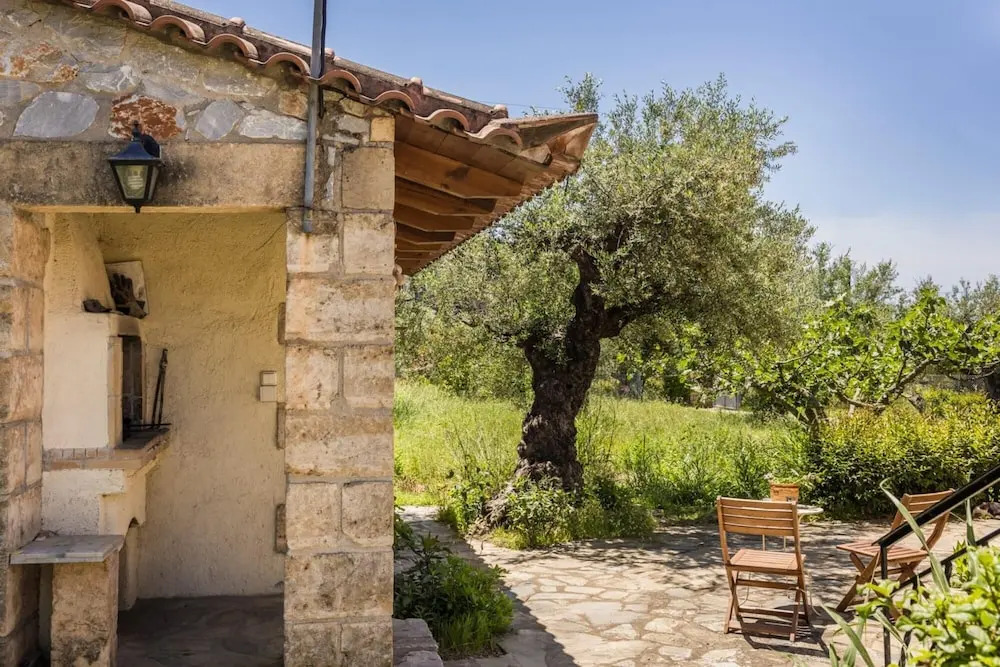 Eleonas Guest House - Olivia Garden Gem