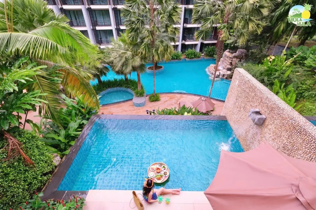HULA HULA RESORT l truly tropical and fun wellness
