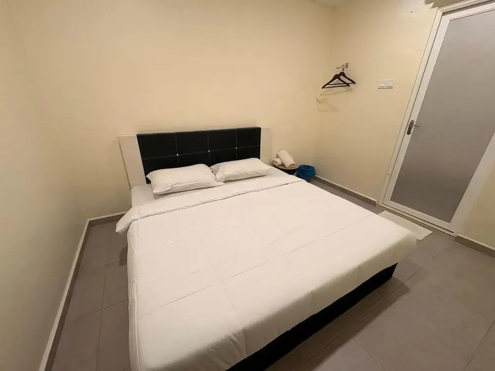 Aman Inn Hotel