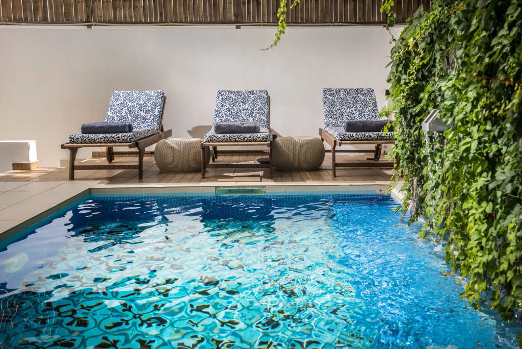 Serenity Spritz Boutique Hotel