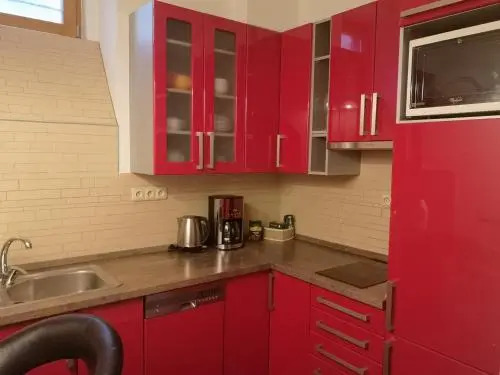 Apartment with Sauna and Garden