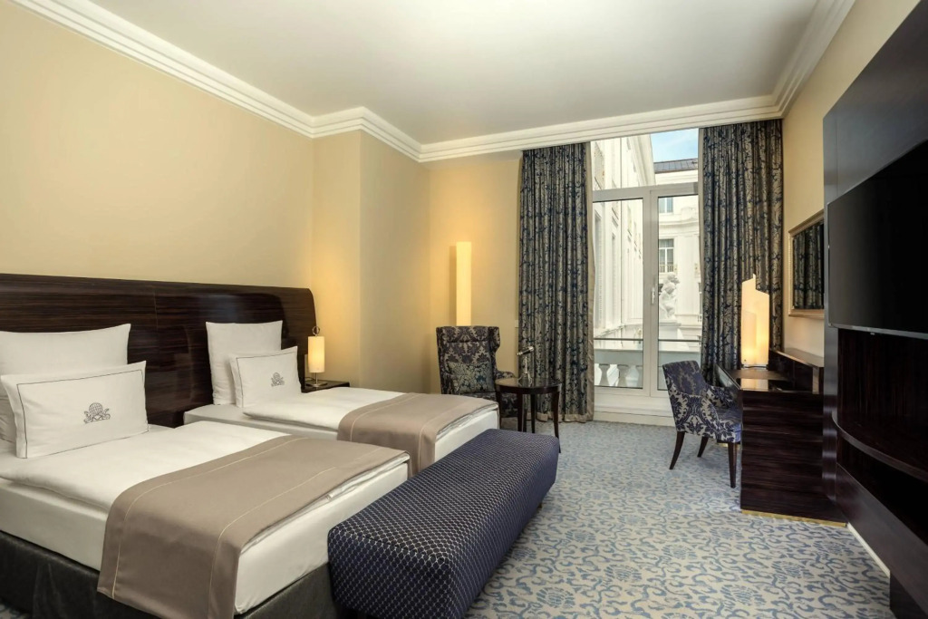 Hotel Atlantic Hamburg, Autograph Collection