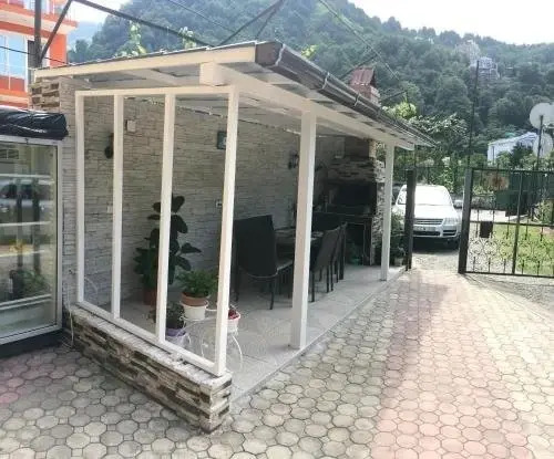 Deluxe Guest House