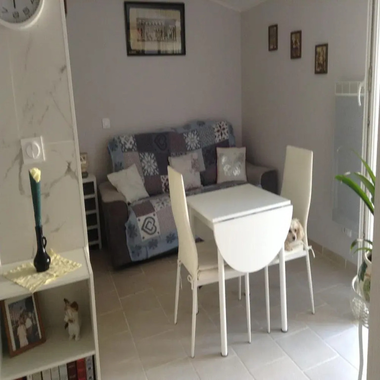 Relaxing Garden Retreat in Dax