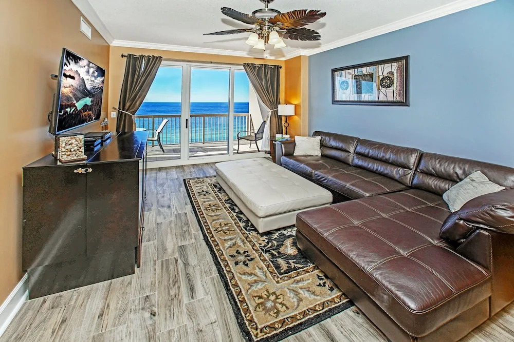 Sunrise Beach 1703 - 1848559