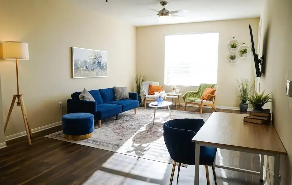 Cozy 2-br Home Near Disneyland Pool Hot Tub GYM