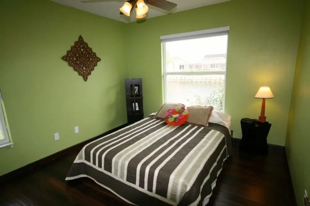 Waterleaf Ct Home