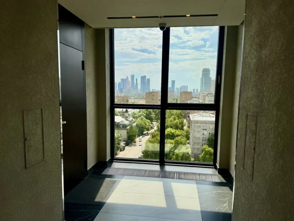 Гостим тут в New York, ЖК Alcon Tower