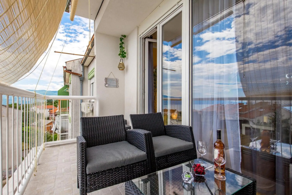 Victory Sea View Apartment
