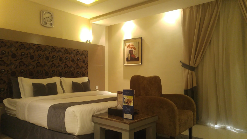 AL Muahidb Residence Al Takhasossi 5 - Economic