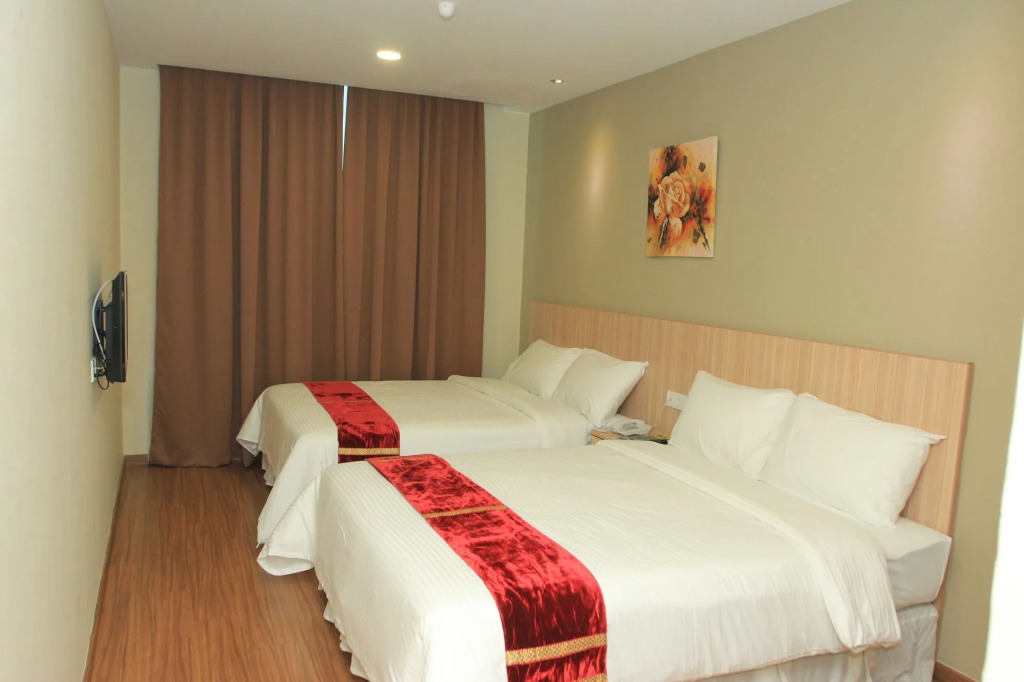 Veer Hotel