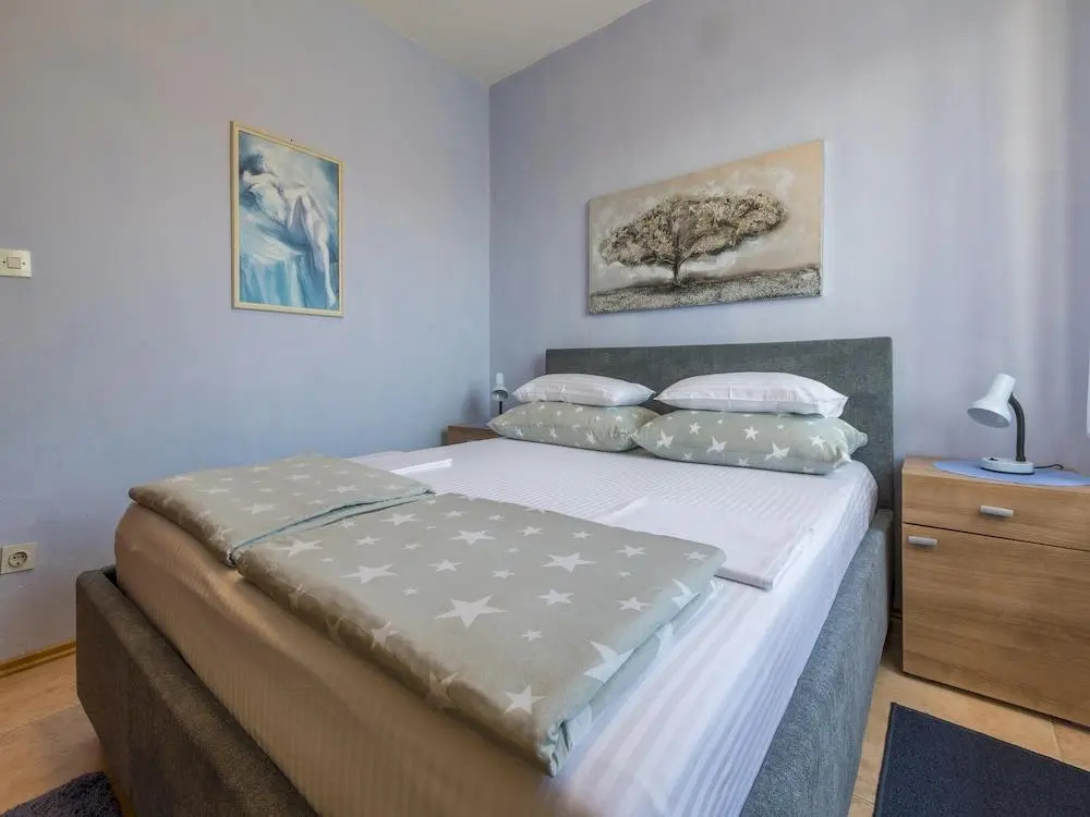 Apartments Dragica