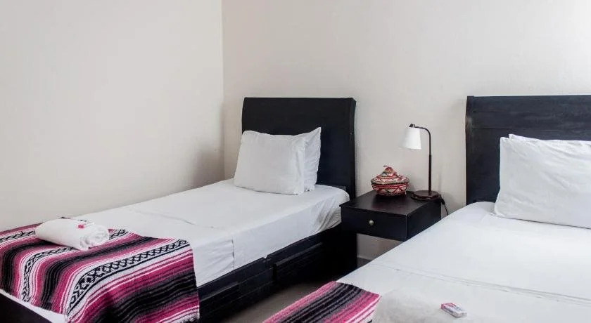 Hostel Whyz 4 You