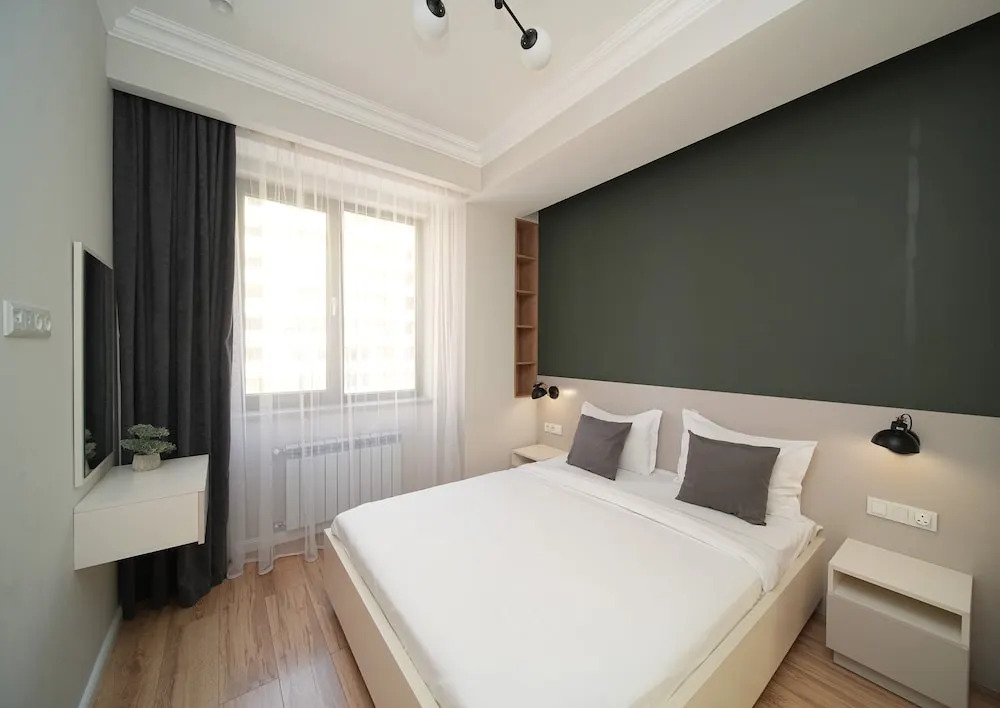 Spacious 1-Bedroom Apartment in the Center