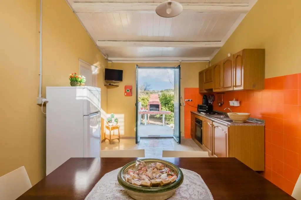 Casa Marianelli, Vendicari area, with pool, parking & wifi