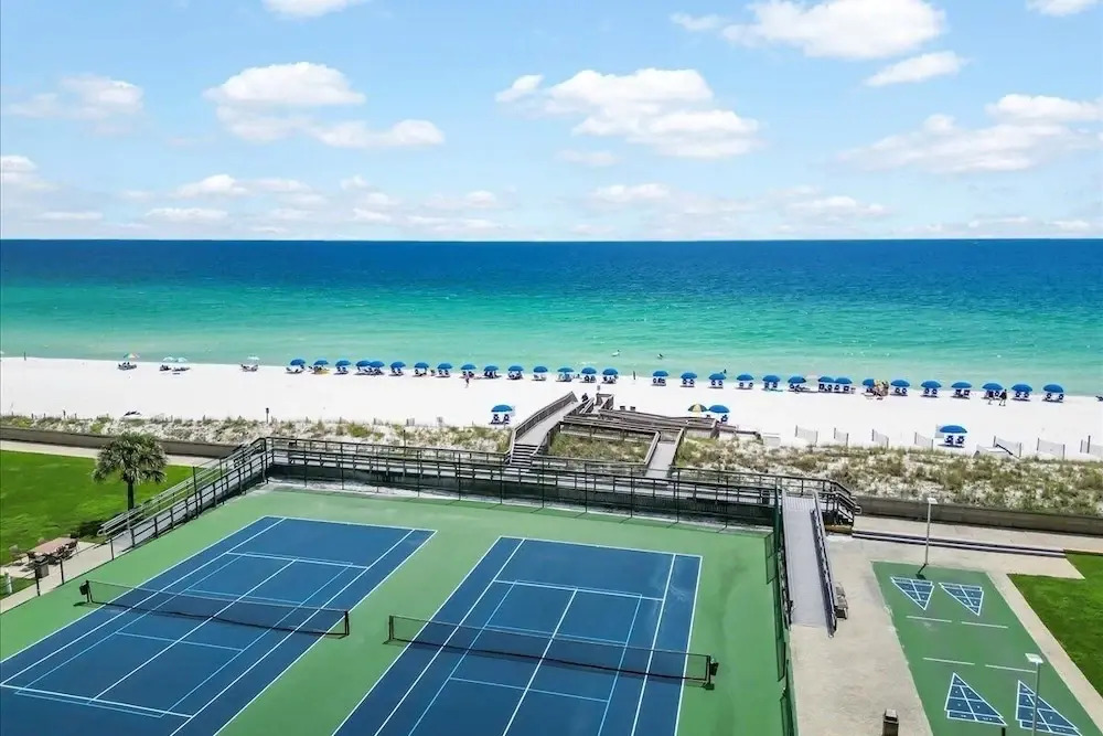 Holiday Surf And Racquet Club 608 2 Bedroom Condo by Redawning