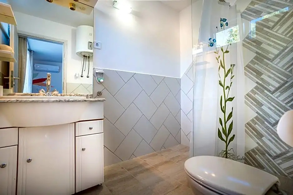 Zen House ADULT ONLY 16plus