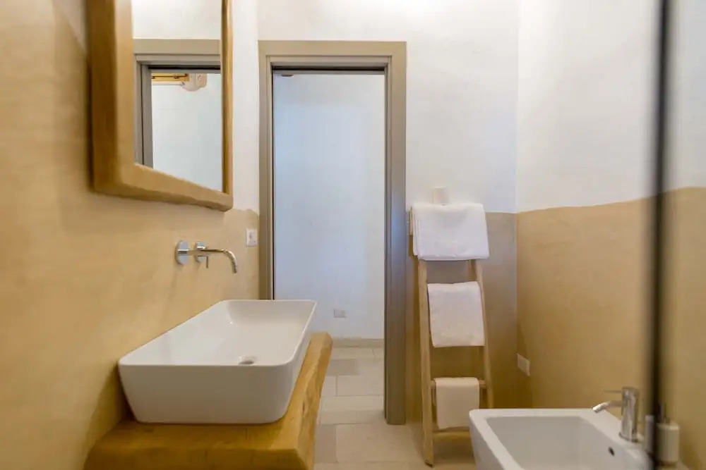 2474 Villa Vanda