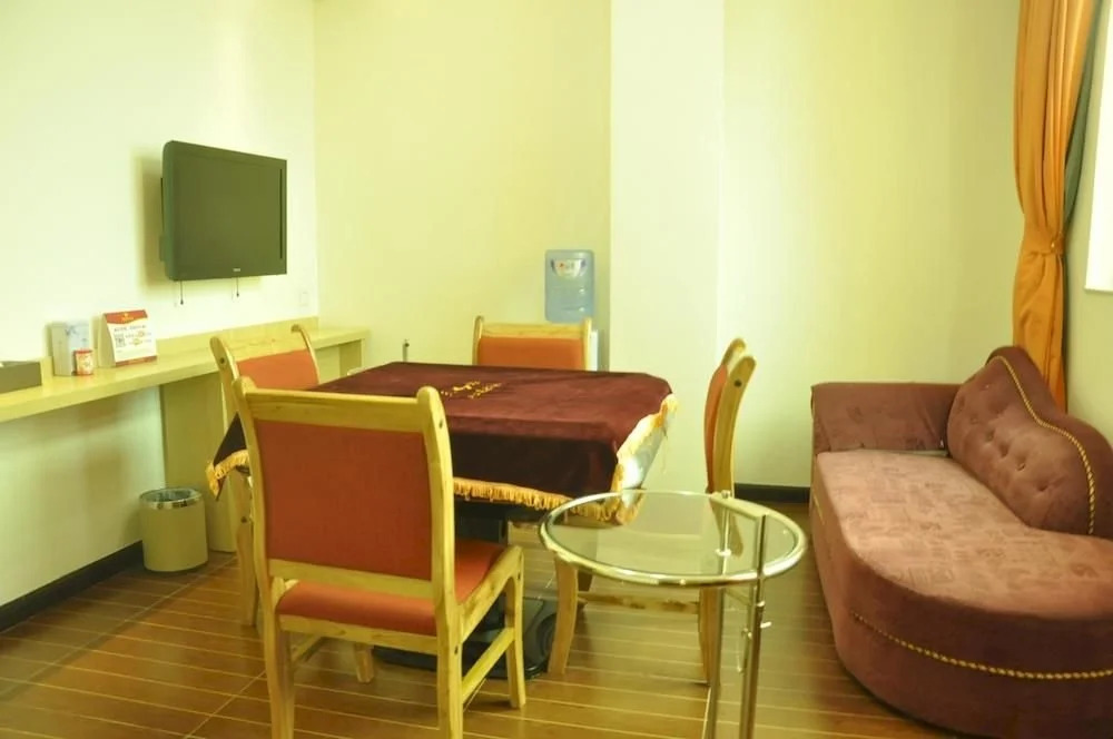 Oriental Shine Hotel