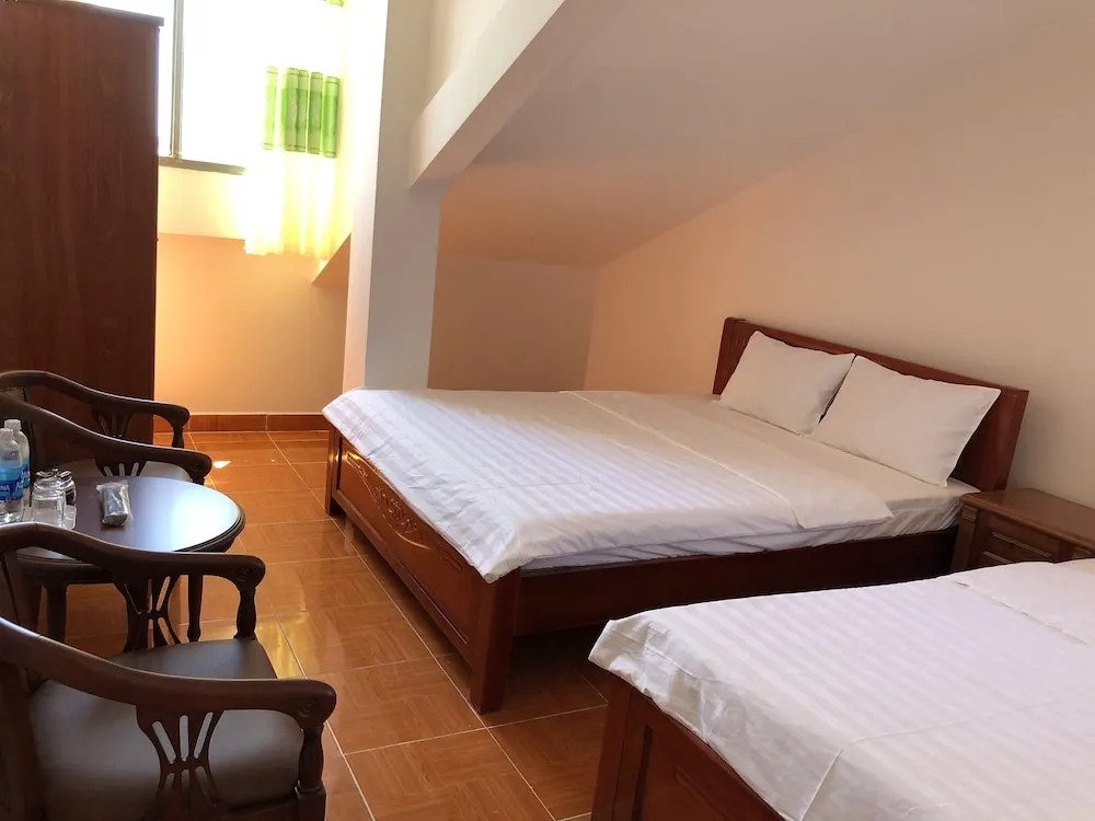 Ngoc Loan Hostel