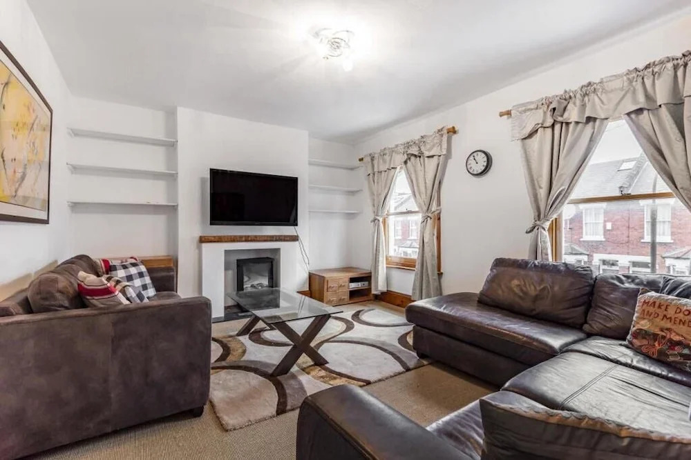 Beautiful 3 Bedroom Flat in Fulham